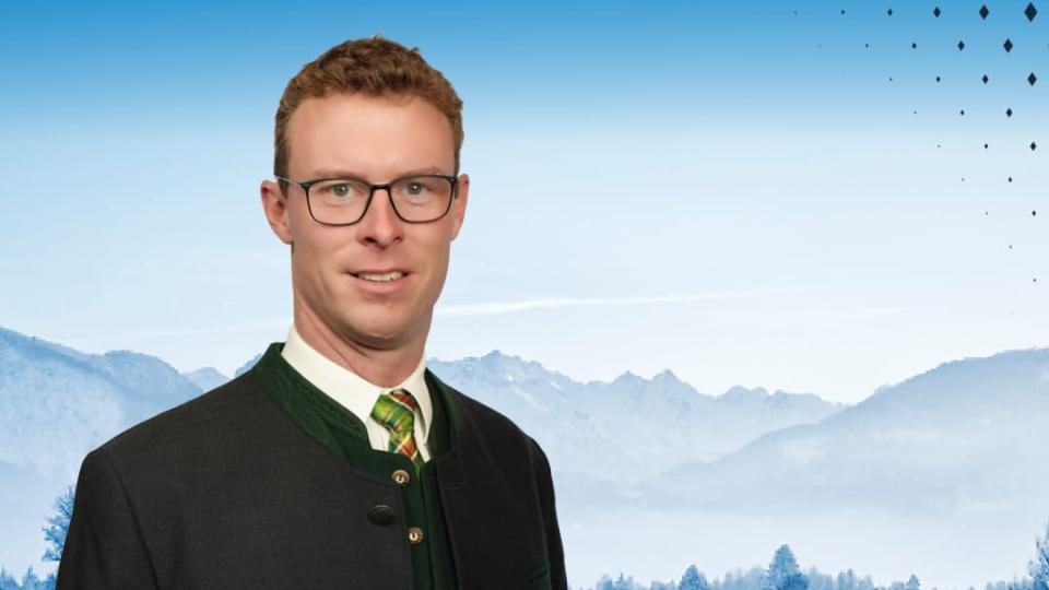 WhatsApp Image 2025-12-30 at 23.10.20 (1)